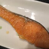 銀鮭のごま油焼き